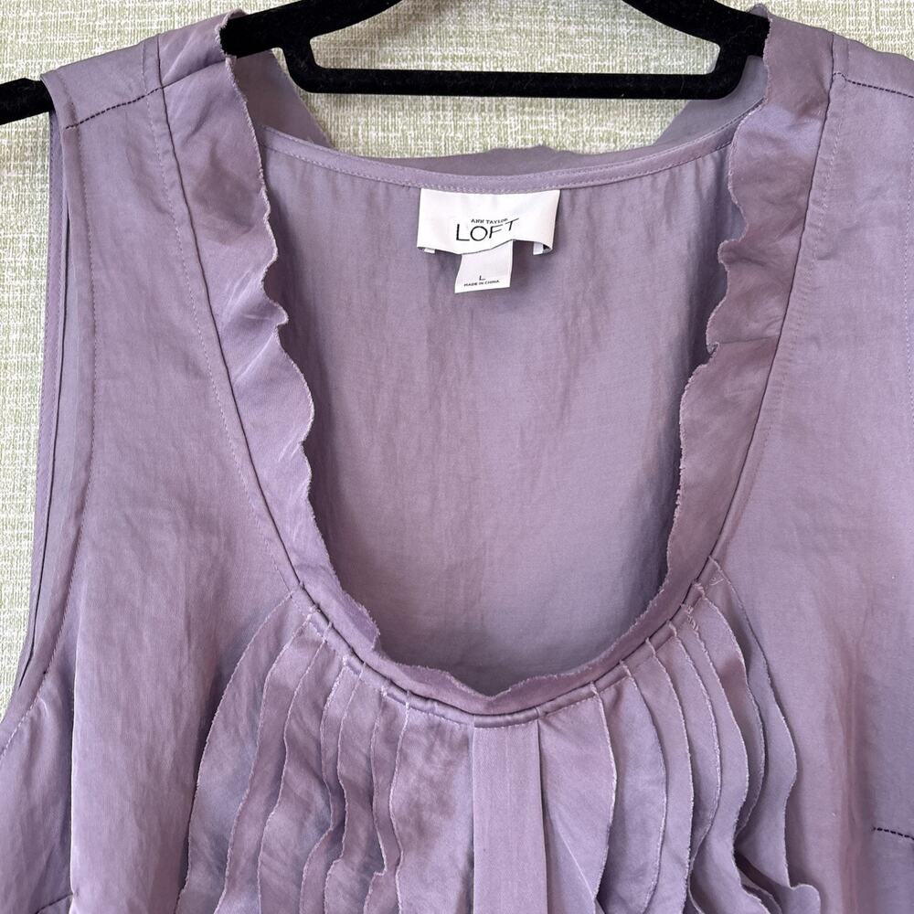 LOFT Ann Taylor Silky Lavender Ruffle Front Sleeveless Blouse Sz L Classic Work - Picture 3 of 9